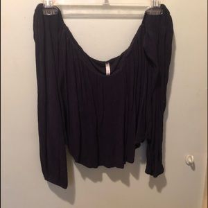 Off the Shoulder Crop top flowy S